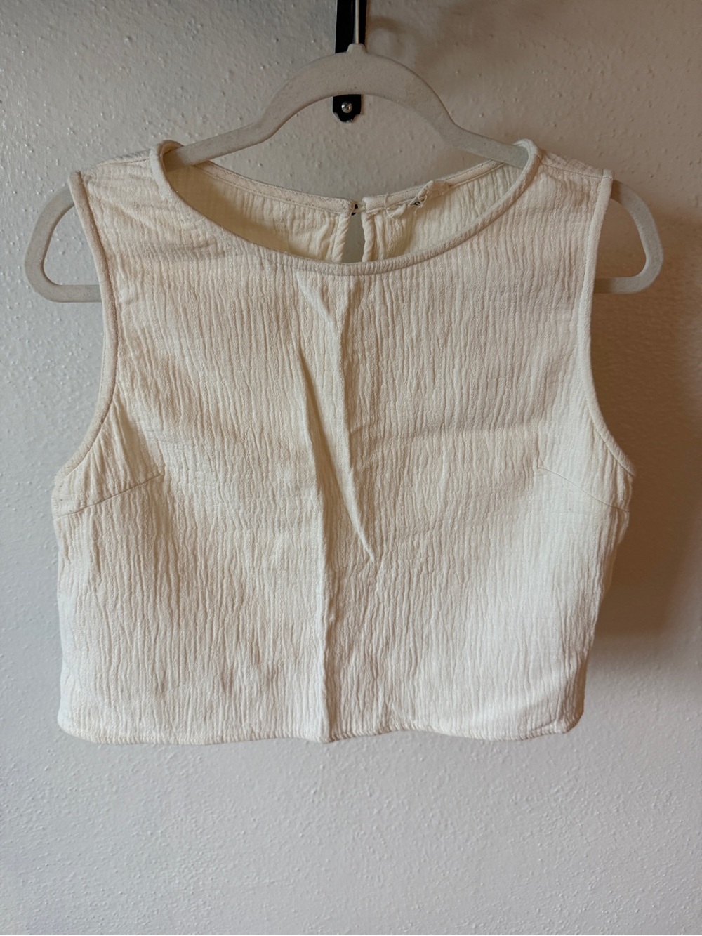Women's Textured Cream Sleeveless Crop Top